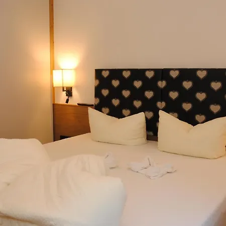 Schrofenblick 公寓式酒店