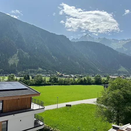 Schrofenblick Alpen Resort 4*