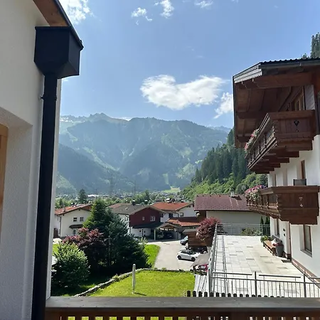 Schrofenblick Alpen Resort 4* Mayrhofen