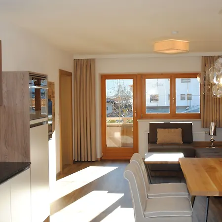 Schrofenblick Aparthotel Mayrhofen