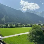 Schrofenblick Aparthotel