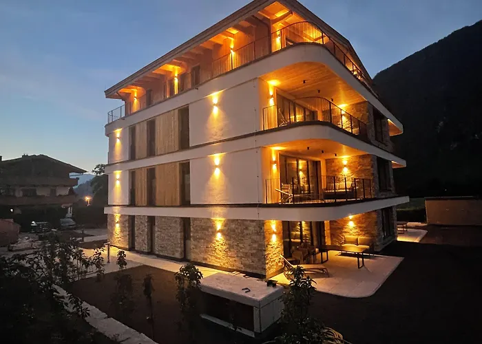 Schrofenblick Apartmanhotel 4*